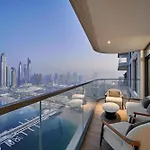 2Br Beachfront Apt With Stunning Dubai Marina View