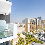 Escape24 Stylish Studio Azizi Riviera 8 Meydan One Dubai