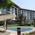 Luxurious 2 Bed In Bluewaters, Hosted By Desert City Stays