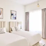 Ultimate Luxury 4-Bed Jbr Beach Holiday