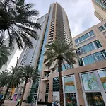 Dream Inn Apartments - Loft Towers