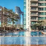 Dream Inn Apartments - Loft Towers