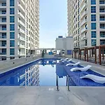 Spacious 2-Bedroom With Marina Views In Dec Tower 2