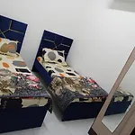Elite Space Partition Room In Dubai Very Near Union And Banyas Metro - Creek - Gold Souq