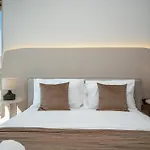 Modern 1-Bedroom Retreat In Mbr City