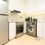 Luxury 1Br Apartment In Jvc With Stunning Pool