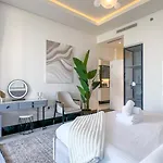 Charming 1Br Apt With Private Jacuzzi In Terraces - 10Ab08