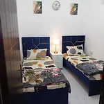 Elite Space Partition Room In Dubai Very Near Union And Banyas Metro - Creek - Gold Souq