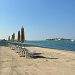 Dar Vacation - New Stunning 1Br - Emaar Beachfront