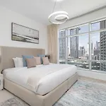 Vogue The Lofts By Emaar - Prime Downtown Dubai Stay, Walk To Burj Khalifa And Dubai Mall On Sheikh Mohammed Bin Rashid Blvd