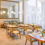 Grand Mercure Dubai City