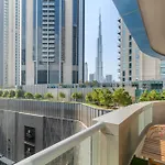 Burj Khalifa View 1Br Apartment With Parking