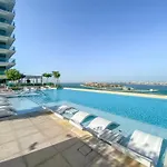 Vayk - Sophisticated 2-Bedroom With Stunning Beachfront Views