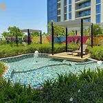 Magnificent Canal View 2 Bhk 6 Pax