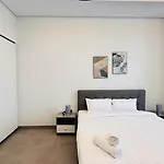 Luxury Spacious Apartment Near Downtown With Balcony And Free Parking By Belvilla