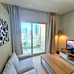 Sunrise Homes - Near Jbr Walk & Beach - Lovely Studio