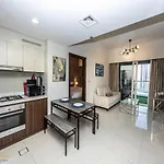 Coastal 2Bed With Full Canal Views In Business Bay
