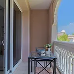 1-Bedroom Apartment With Pool