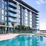 Luxurious 2 Bedroom In Bluewater W/Sea View By Livbnb