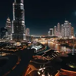 Stylish 2-Bedroom Luxury Stay In Downtown Dubai With Burj Khalifa & Fountain Views
