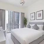 Luxury 4Br Full Burj Khalifa & Fountain View, 1Gbps, Ps5