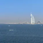 Dejaview Stays Luxury Apartment With Private Terrace, Burj & Sea View