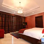 Six Bedroom Villa - Palm Jumeirah