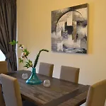 Vacation Holiday Homes - Jumeirah Beach Residences