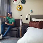 Rove Dubai Marina