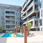 Dream Inn - City Walk Modern & Luxury