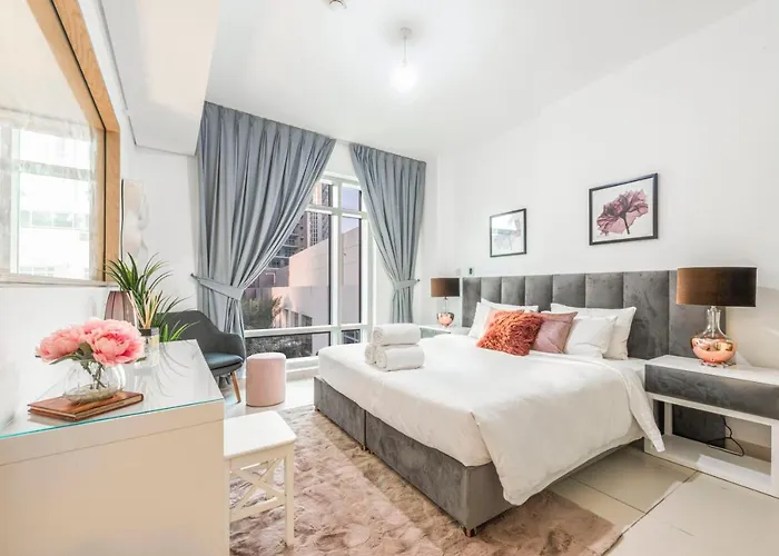 Bnbmehomes - The Lofts - Emaar