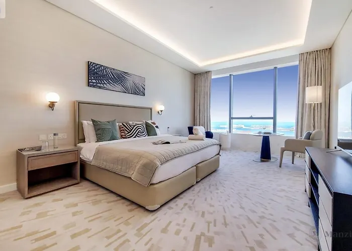 Manzil - Studio Apartment With Aura Pool & Sea View At The Palm Tower In Palm Jumeirah