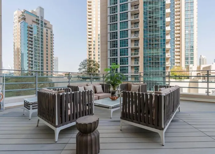 Stylish And Central 1 Bd In Downtown Dubai