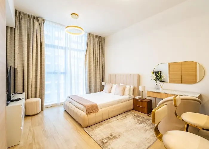 Comfy And Stylish Studio In Regina Towers - Jvc