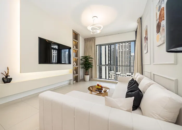 Stunning & Spacious Central 2Bed 2Bath Burj View