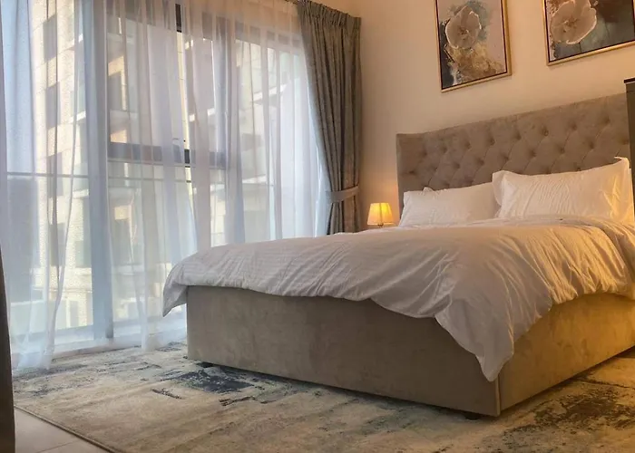 Luxury - Fully Furnished 1Bhk Apartment