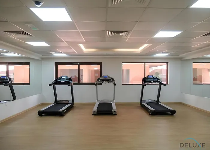 Striking 1Br At Elite 8 Sports Residence Sports City By Deluxe Holiday Homes