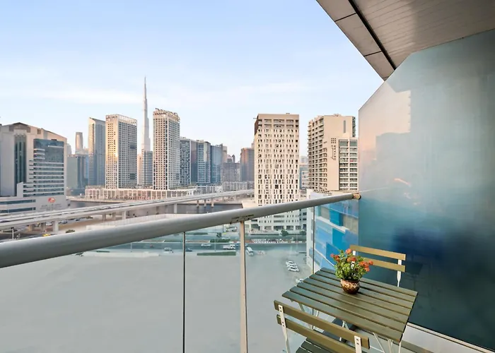 Cozy Business Bay Studio With Burj Khalifa View