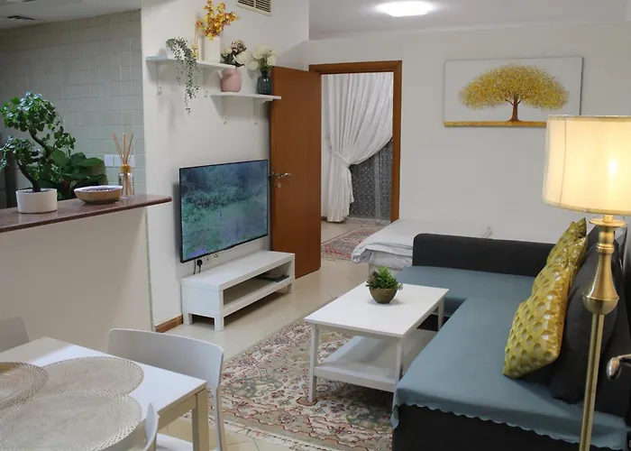 Newly Furnished Cozy 1 Bedroom Apartment Close To Jbr Beach And Metro