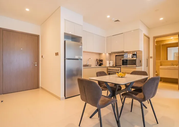 Downtown Decadence : A 1Br Urban Sanctuary