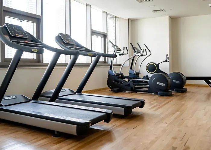 Luxurious & Modern 2Br Plus Maid, Sparkle Tower Dubai Marina - 10Ab4