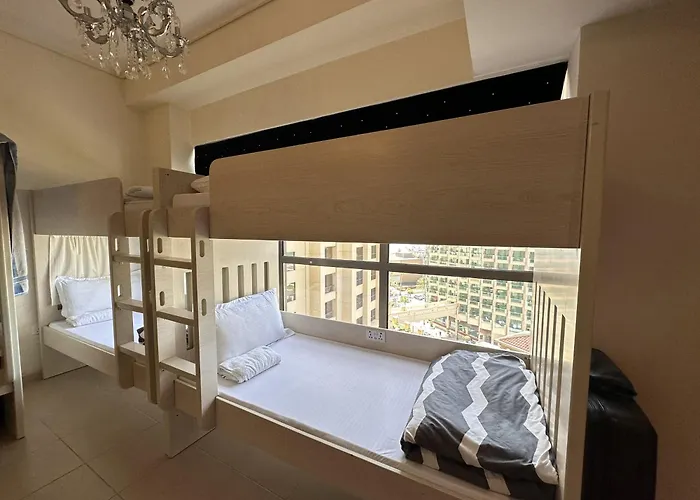 Bollywood Beach Hostel