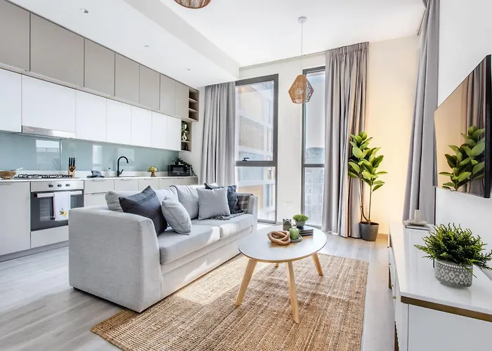 Frank Porter - Noor 3 Midtown