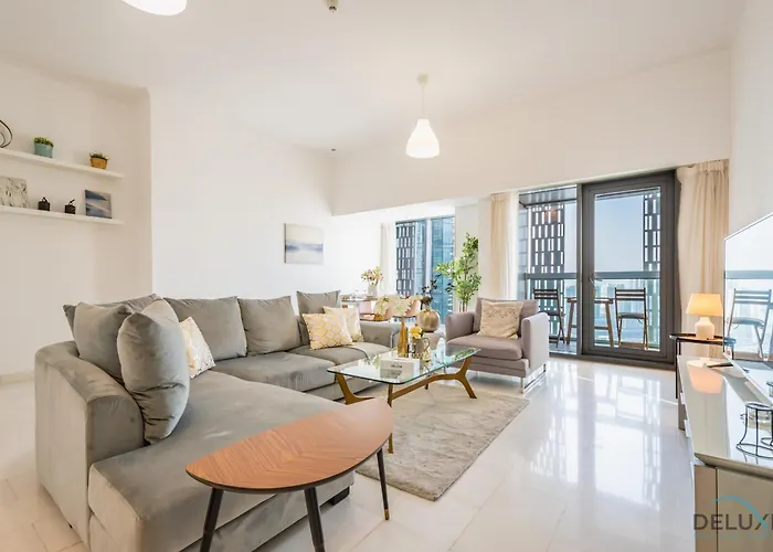 Sophisticated 2Br Apartment In Cayan Tower, Dubai Marina By Deluxe Holiday Homes