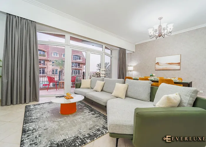 Spacious 2 Bedroom Apartment In Mirdif