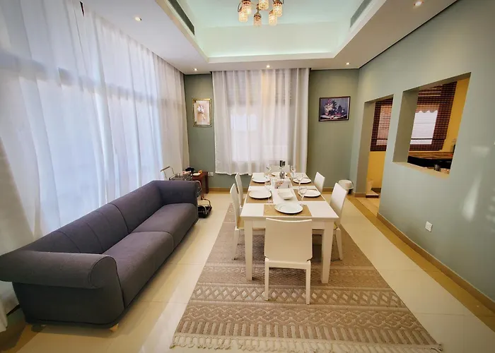 Cute House Sleeps 6 Patio Nr Metro Free Parking