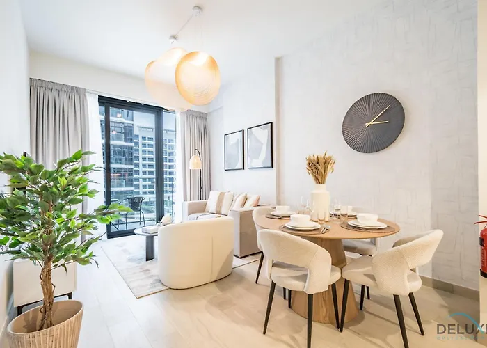 Stunning 1Br Apartment In Azizi Riviera 42, Al Merkadh By Deluxe Holiday Homes