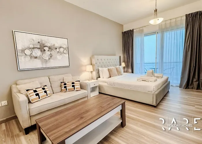 Rare Holiday Homes - Lake View - The Crescent Tower - Dubai Production City - R1611