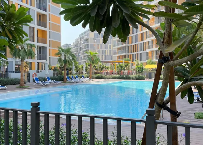 Elegant Brand New Apartment In Noor 1