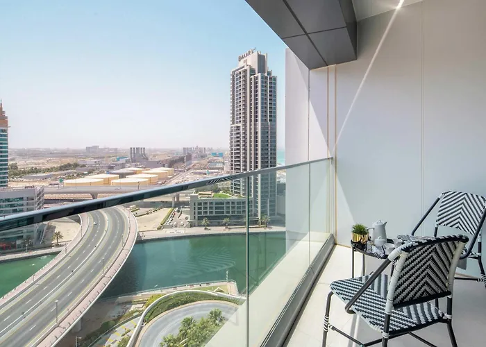 Frank Porter - The Address Jbr
